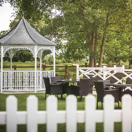 Worldhotels Distinctive Woughton House Hotel Milton Keynes Dış mekan fotoğraf