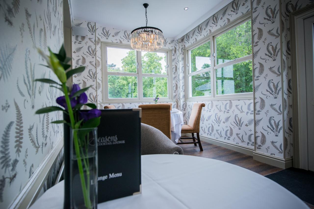 Worldhotels Distinctive Woughton House Hotel Milton Keynes Dış mekan fotoğraf
