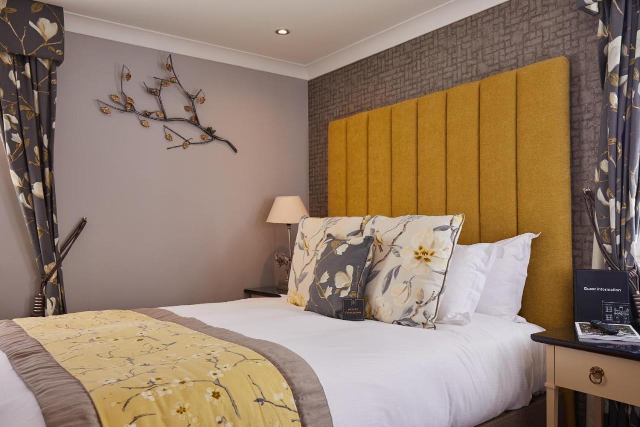 Worldhotels Distinctive Woughton House Hotel Milton Keynes Dış mekan fotoğraf