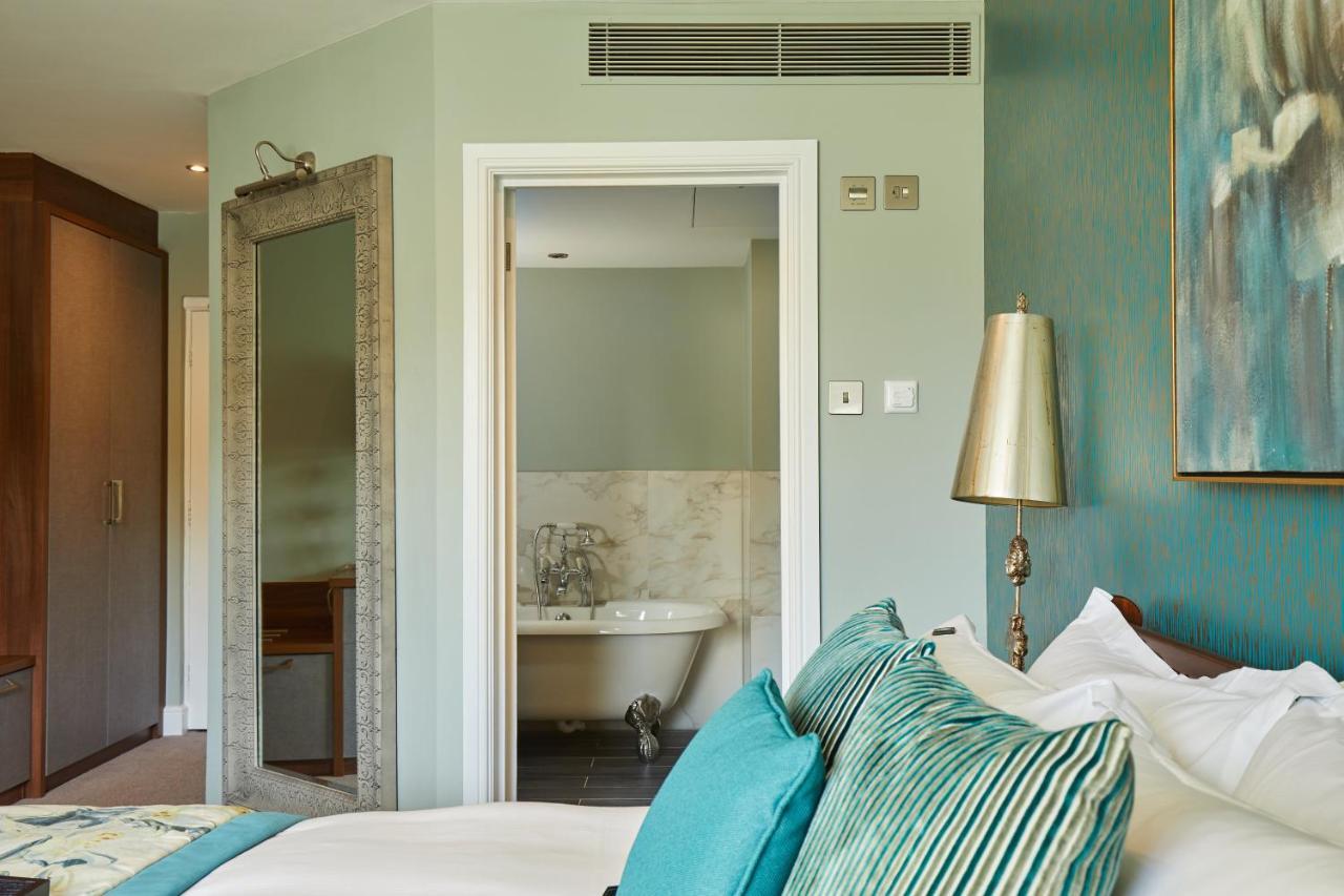 Worldhotels Distinctive Woughton House Hotel Milton Keynes Dış mekan fotoğraf