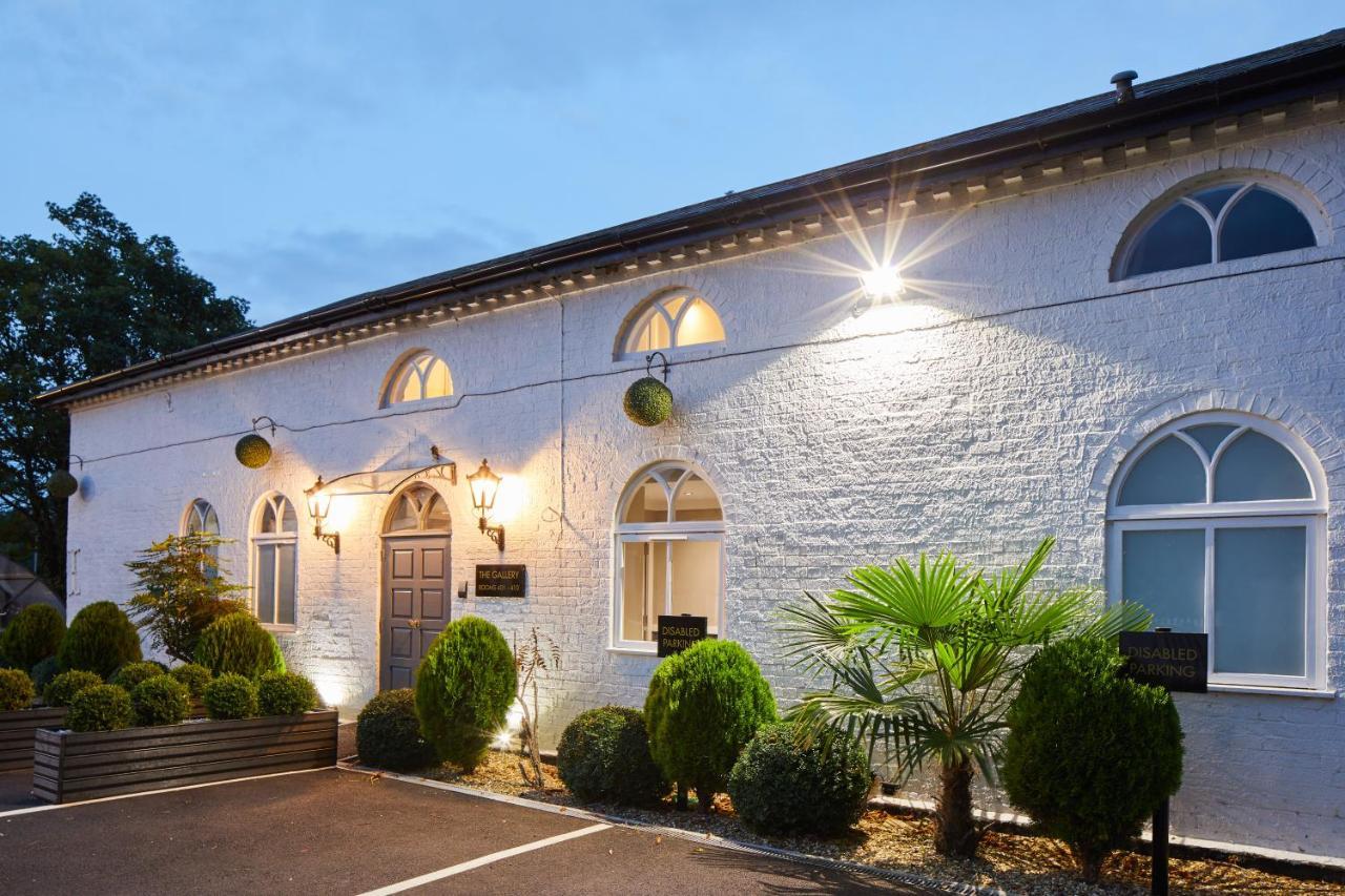 Worldhotels Distinctive Woughton House Hotel Milton Keynes Dış mekan fotoğraf