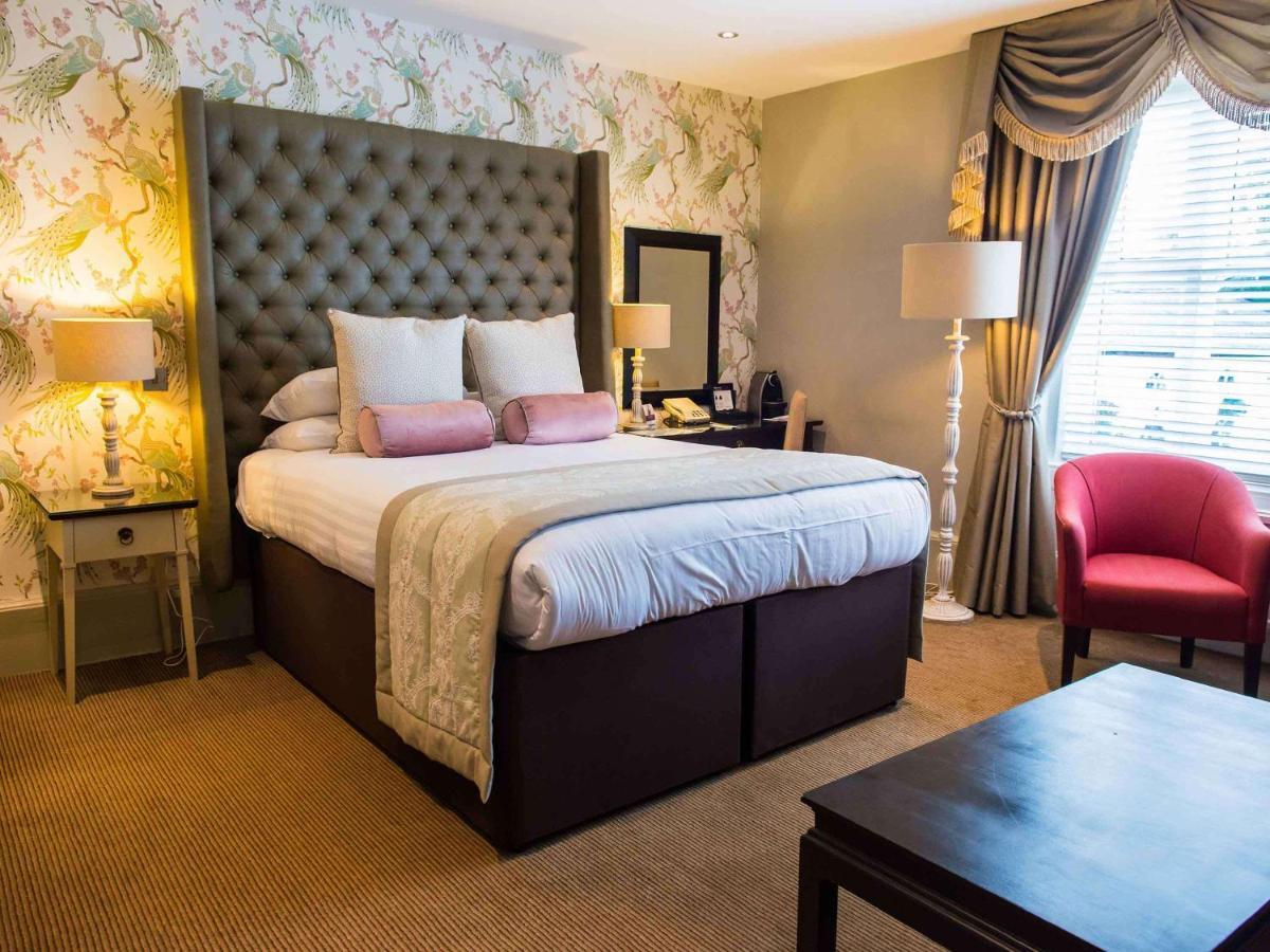 Worldhotels Distinctive Woughton House Hotel Milton Keynes Dış mekan fotoğraf