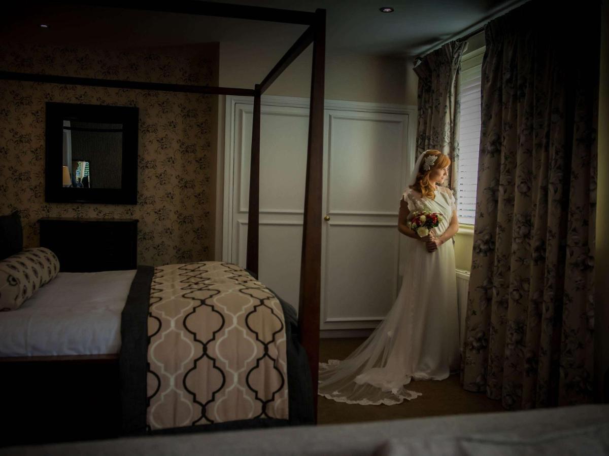 Worldhotels Distinctive Woughton House Hotel Milton Keynes Dış mekan fotoğraf