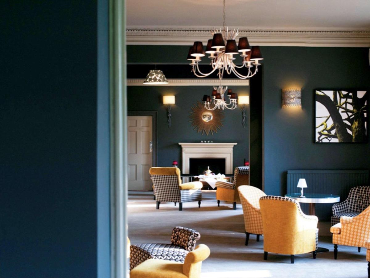 Worldhotels Distinctive Woughton House Hotel Milton Keynes Dış mekan fotoğraf