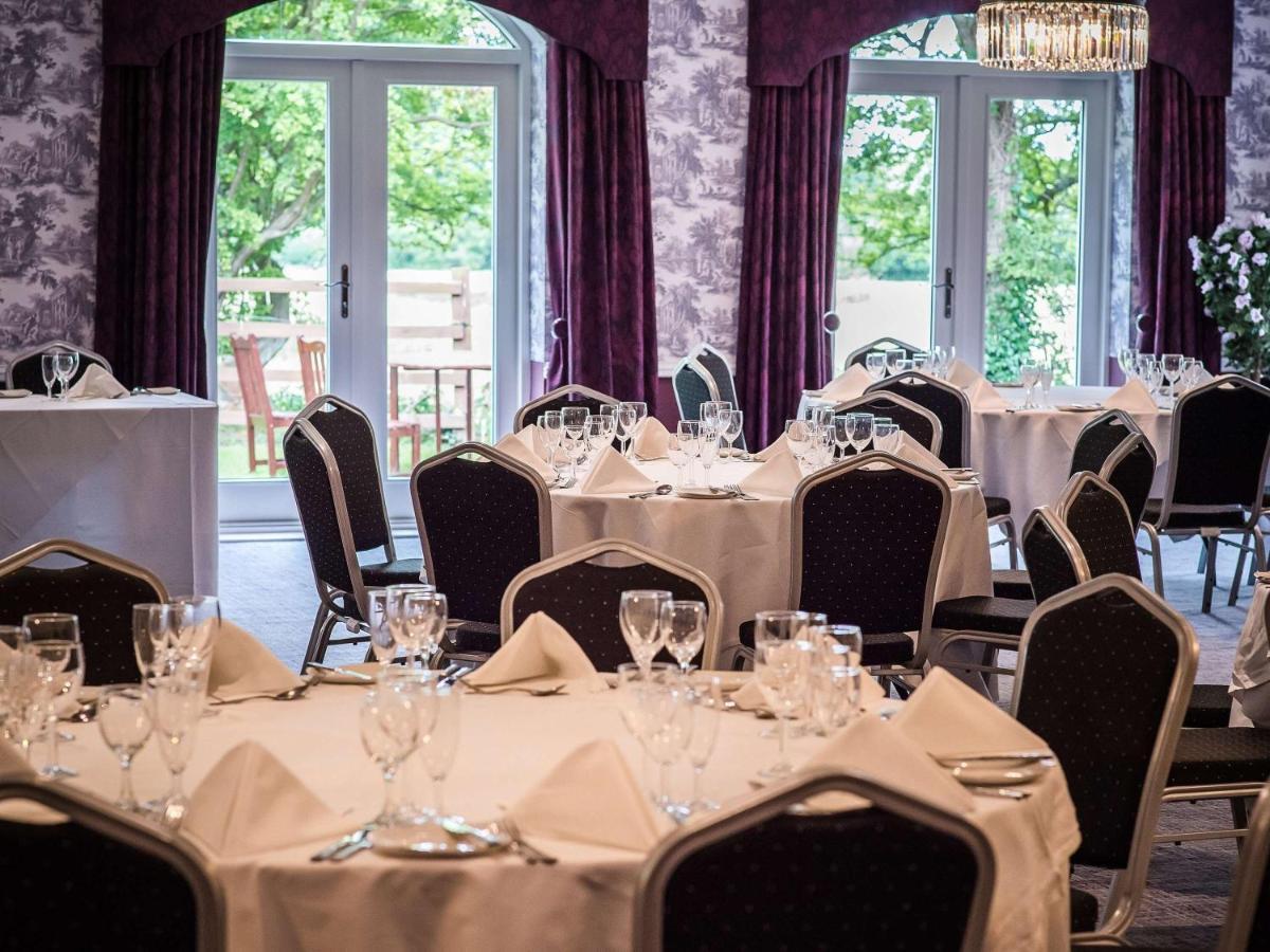 Worldhotels Distinctive Woughton House Hotel Milton Keynes Dış mekan fotoğraf