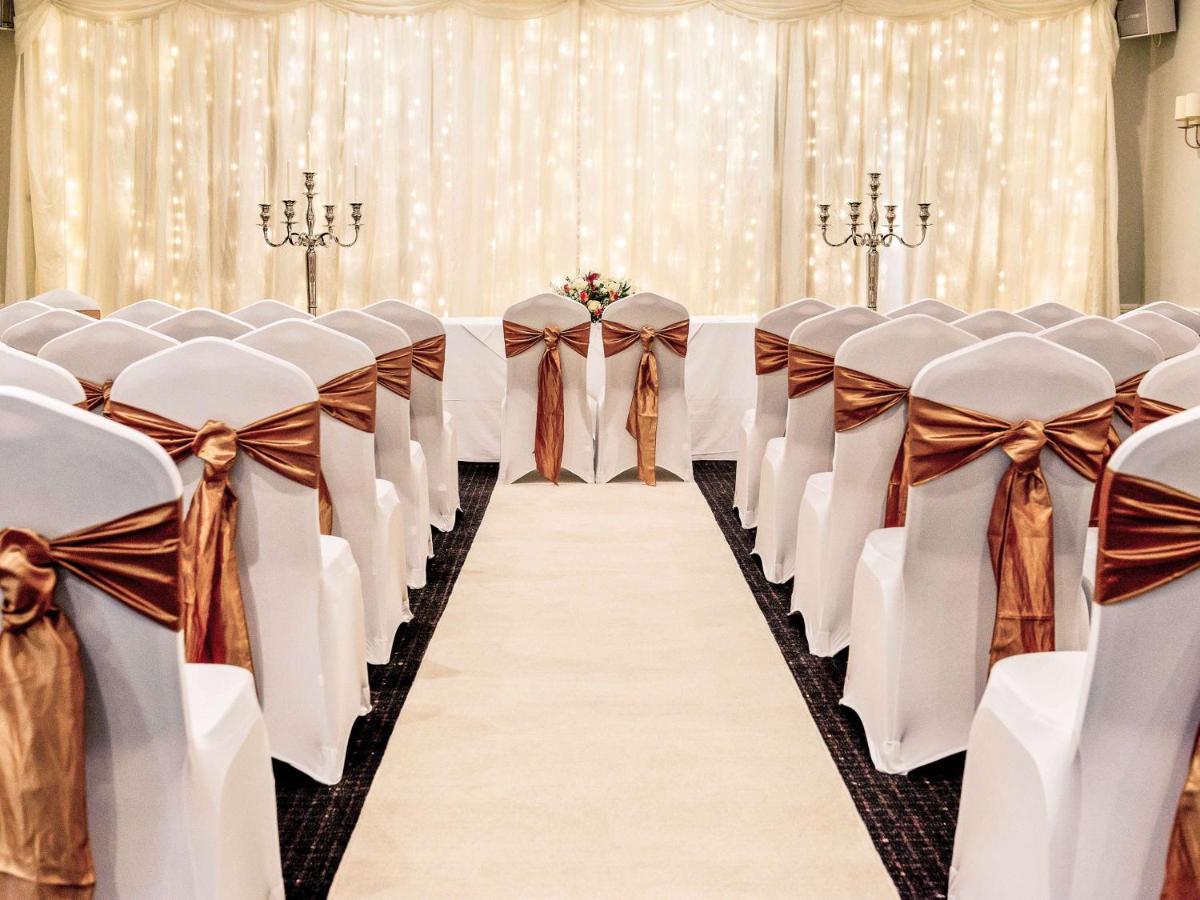 Worldhotels Distinctive Woughton House Hotel Milton Keynes Dış mekan fotoğraf